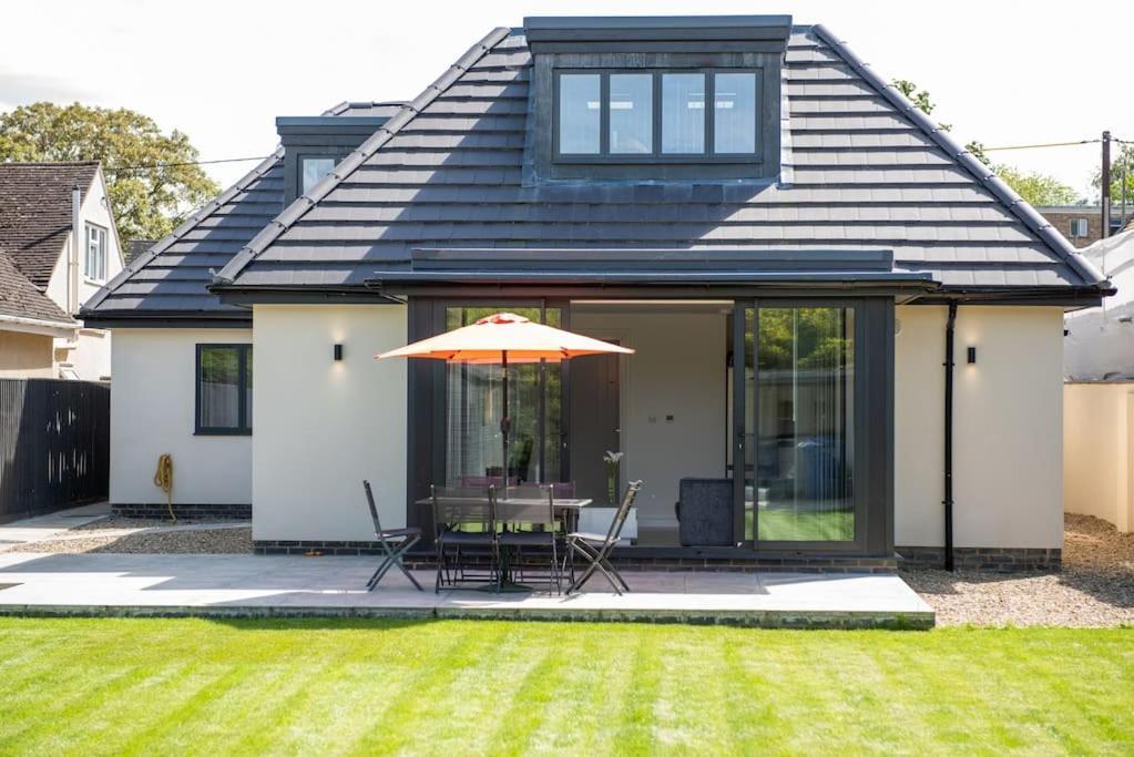 Rosey Lodge -1Bedroom Cousy Flat - Parking, Netflix, Wifi - Close To Blenheim Palace & Oxford - F5 Kidlington Luaran gambar